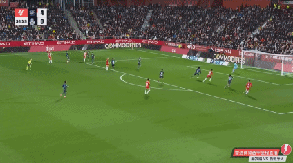 ⚽西甲半场：米诺夫斯基梅开二度，希尔一射两传，赫罗纳暂4-0西班牙人